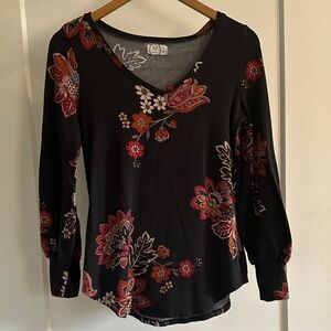 Chic Black and Red Floral Long Sleeve Top